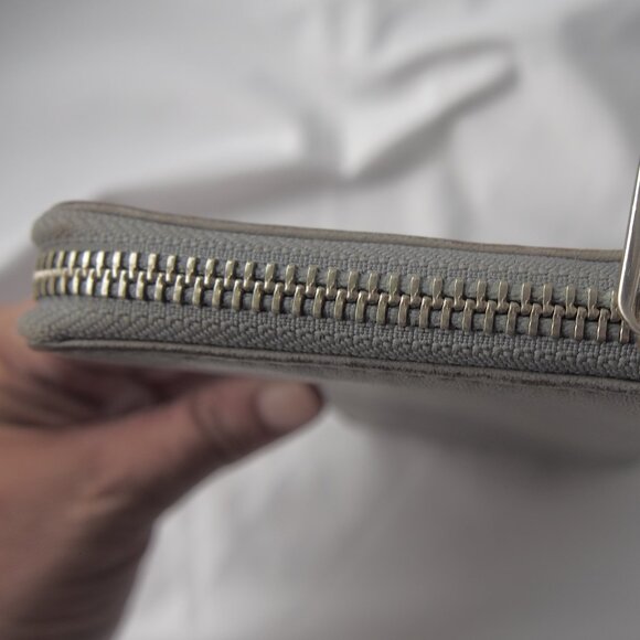 L.A.M.B. Gray Full Zip Wallet, Y2K, Vintage, Gwen Stefani - Picture 9 of 16